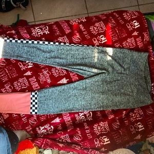 these are grey/black/white, checkered and pink leggings.